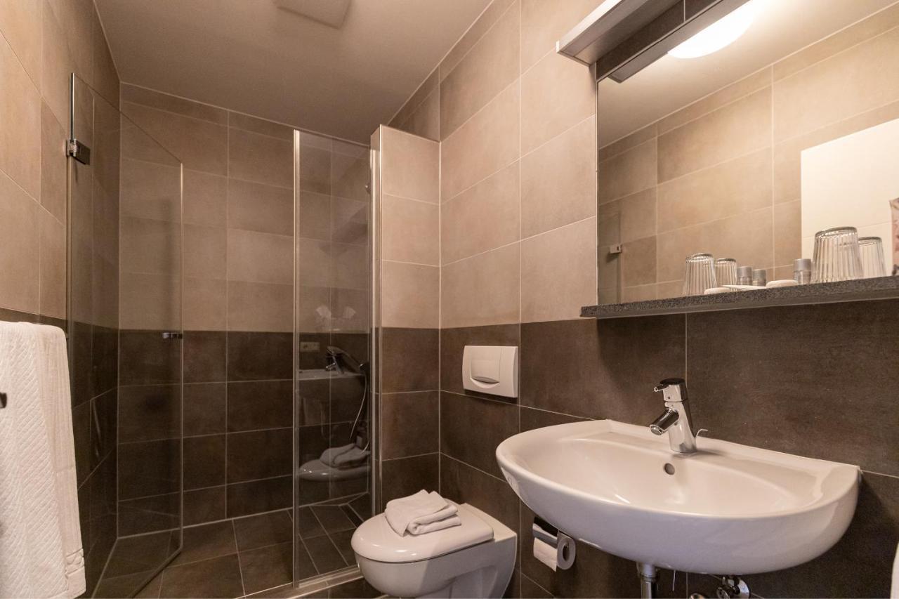 Hotel Garni " Am Domplatz" Erfurt Eksteriør bilde
