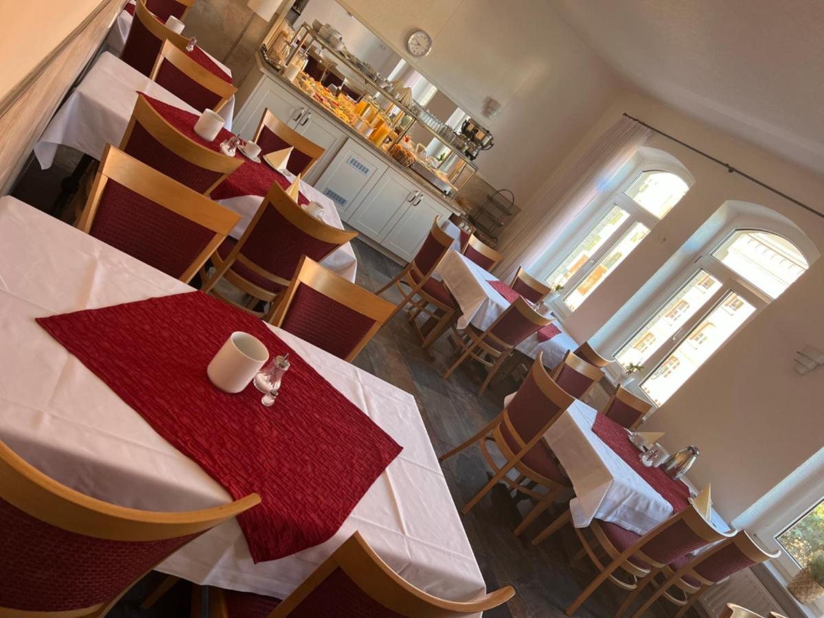 Hotel Garni " Am Domplatz" Erfurt Eksteriør bilde